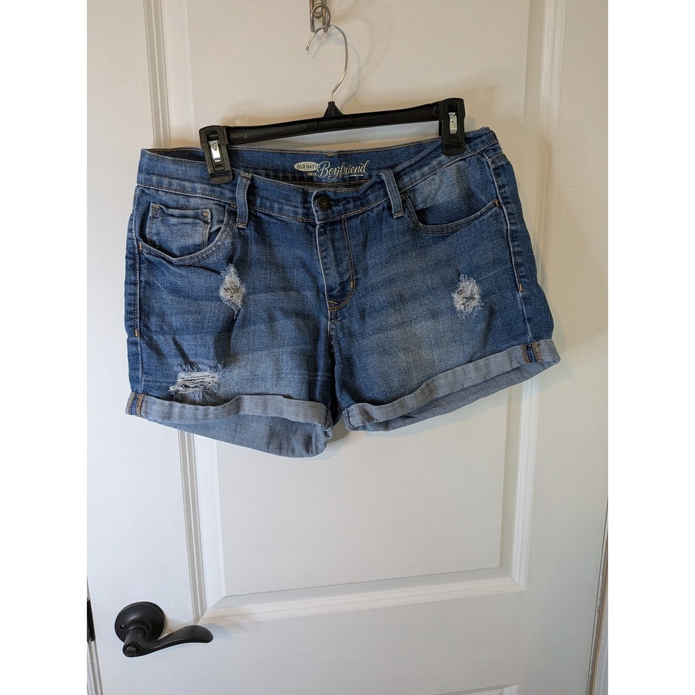 Old Navy Boyfriend Distressed Denim Shorts Medium Wash Blue Womens Relaxed Fit